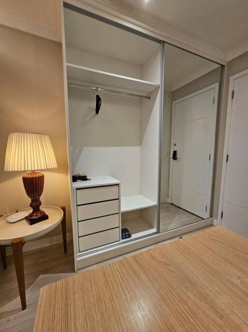 Studio Moderno Ap 32 Soho Life Курітіба Екстер'єр фото